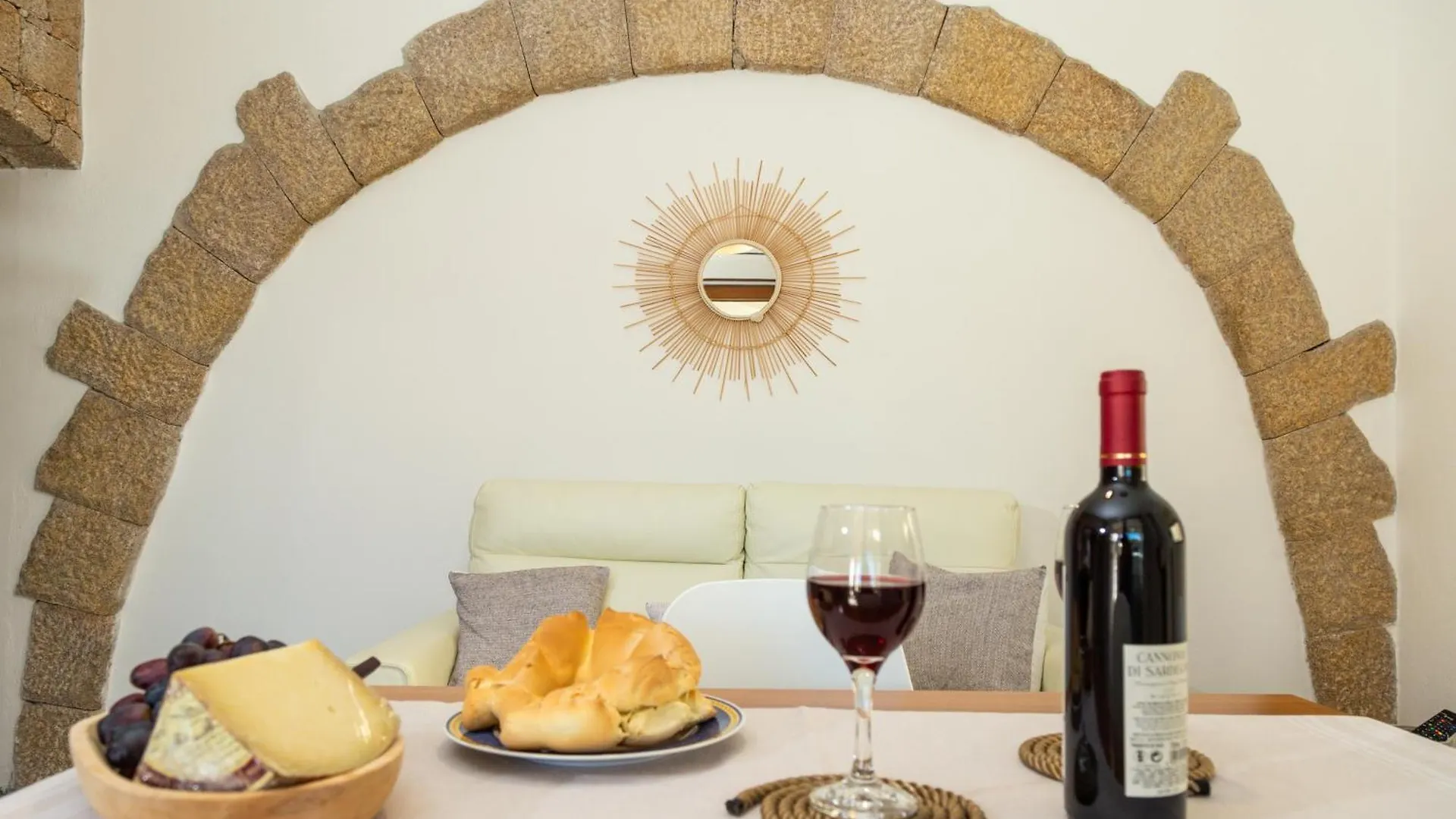Appartamento Scirocco a pochi passi dal mare Santa Maria Navarrese 0*,  Italia